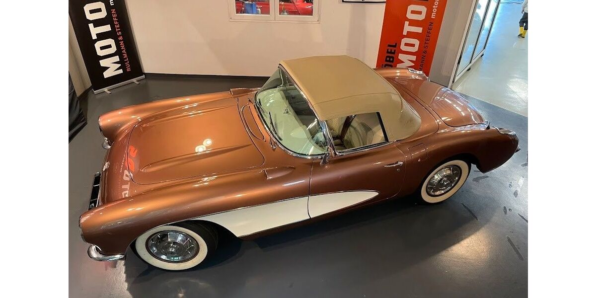 Corvette C1 3.885 km 117.500 € Kiel 24145