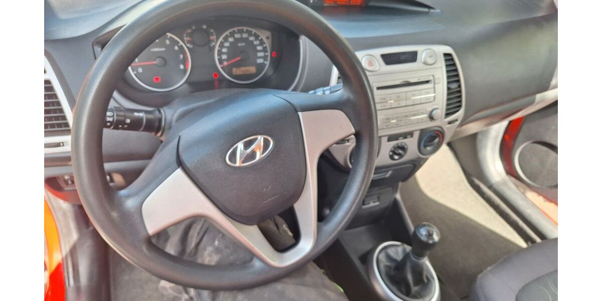 Hyundai i20 212.000 km 2.999 &euro; Flintbek 24220