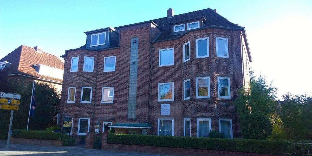 schöne, modernisierte 3 Zimmer Altbauwohnung mit Balkon 3 zimmer