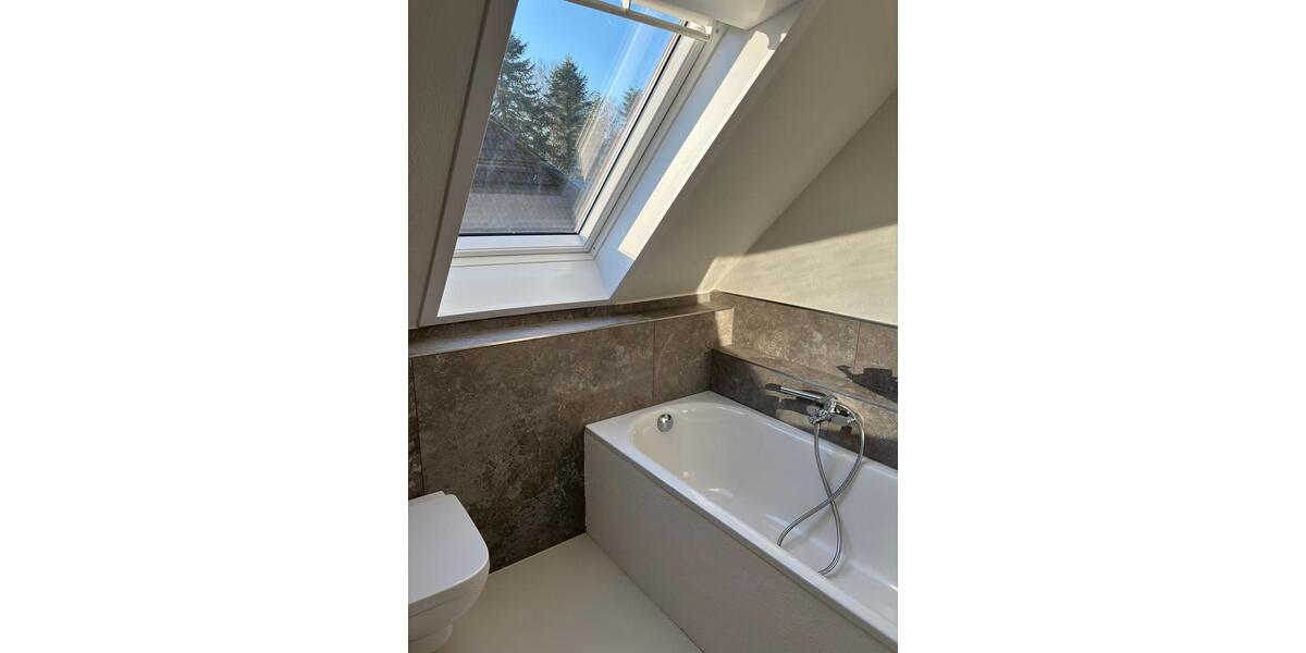 Dachgeschoßwohnung Emkendorf - 2 Zimmer, 78 m&sup2;, 750&euro; | Angebot:26236130