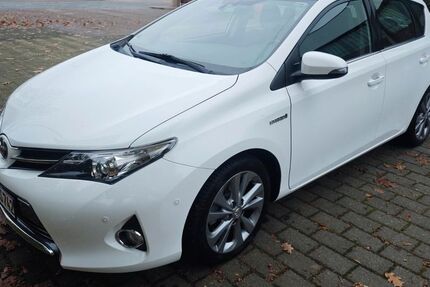 Toyota Auris 112.750 km 12.000 &euro; Neumünster 24539