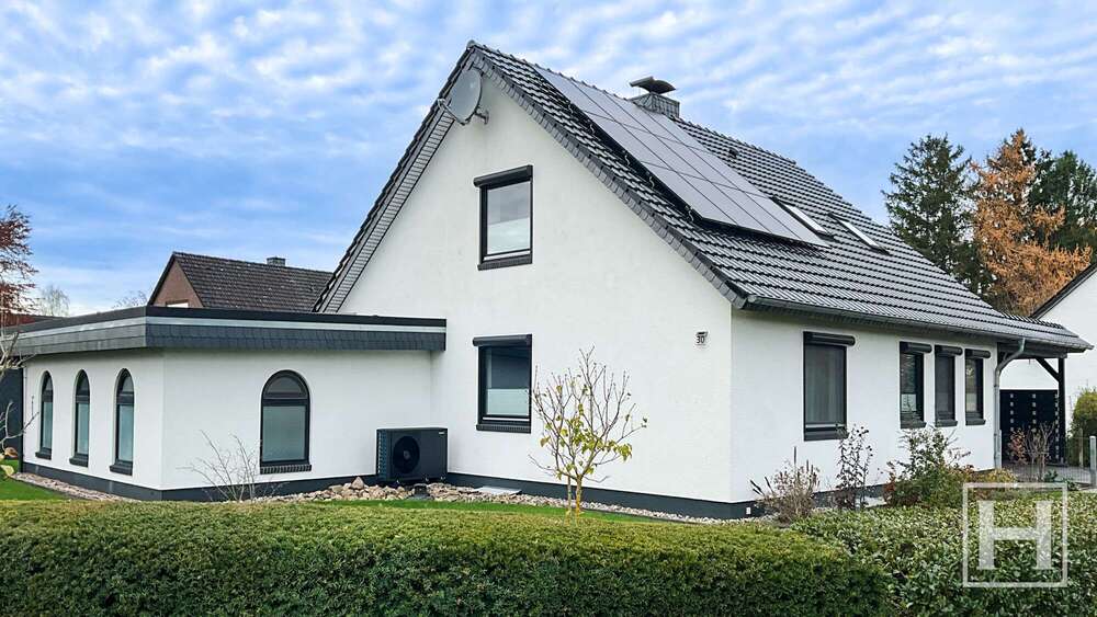 Haus zum Kaufen in Neumünster 499.000 € 136 m² 7.5 zimmer