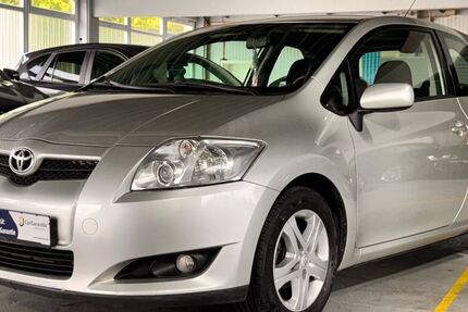 Toyota Auris 165.000 km 4.490 &euro; Kiel 24145