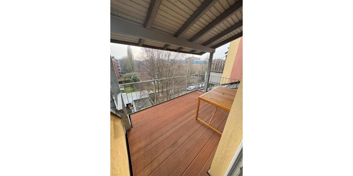 Etagenwohnung Kiel Gaarden-Ost - 3 Zimmer, 63 m&sup2;, 999&euro; | Angebot:25405796