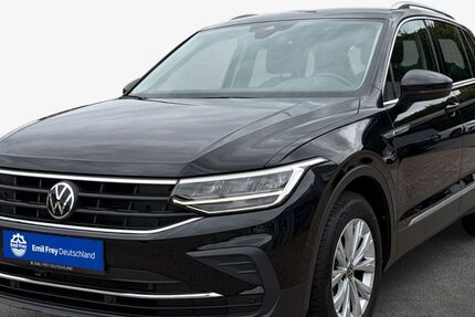 VW Tiguan 24.490 km 26.990 &euro; Preetz-Schellhorn 24211