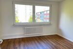 4-RaumWohnung mit Südbalkon ab sofort zu vermieten!