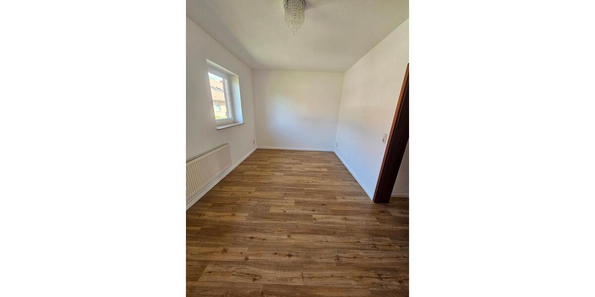 Reihenhaus Bordesholm - 6 Zimmer, 127 m&sup2;, 329.000&euro; | Angebot:26490959