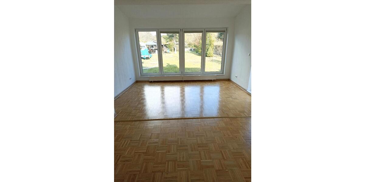Terrassenwohnung Kiel Wik - 2.5 Zimmer, 76 m&sup2;, 740&euro; | Angebot:25640387