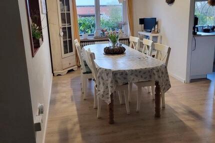 MIETER WANTED: großzügige Wohnung AB SOFORT