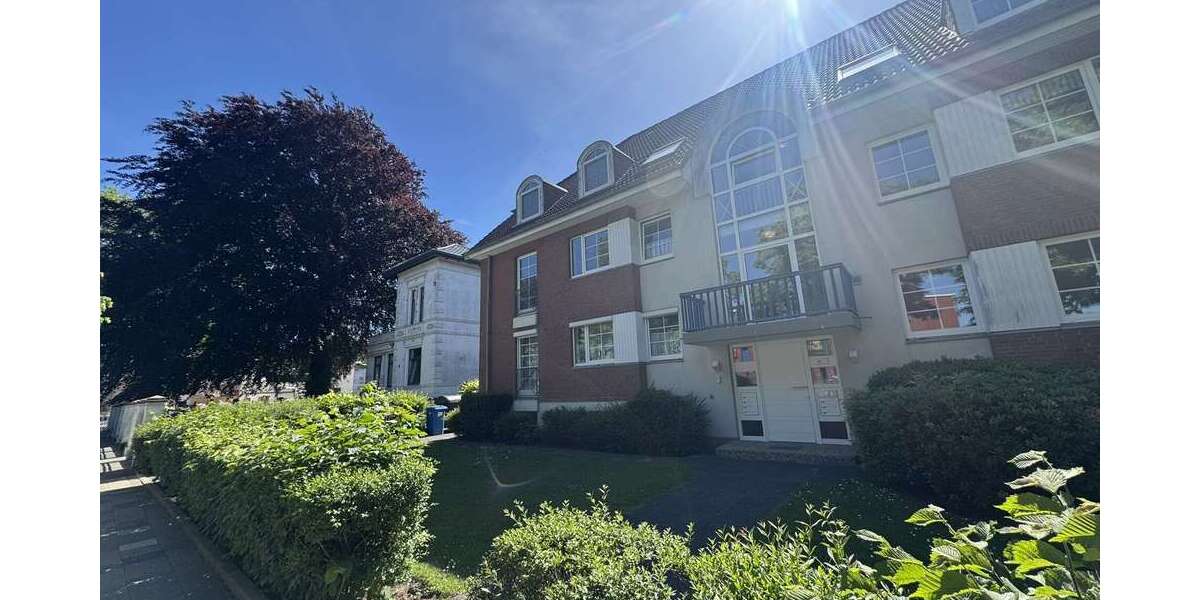 Etagenwohnung Neumünster - 4 Zimmer, 110 m&sup2;, 1.290&euro; | Angebot:26823921
