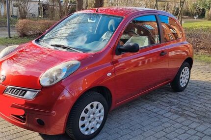 Nissan Micra 183.000 km 2.250 &euro; Kiel 24111