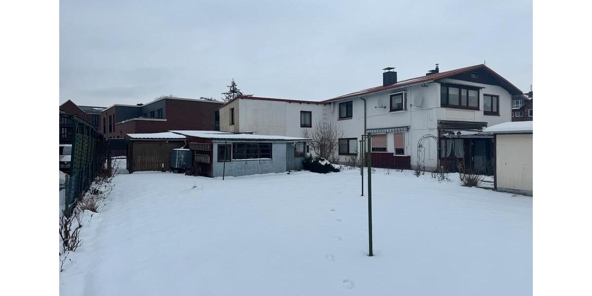 Mehrfamilienhaus, Wohnhaus Kiel Friedrichsort - 3 Zimmer, 180 m&sup2;, 450.000&euro; | Angebot:24974725