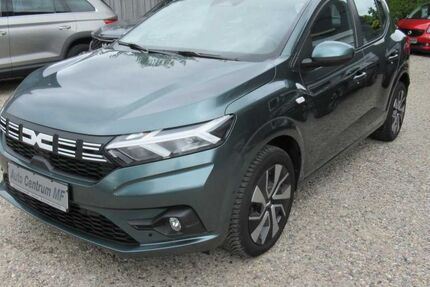 Dacia Sandero 8.100 km 16.950 &euro; Gettorf 24214
