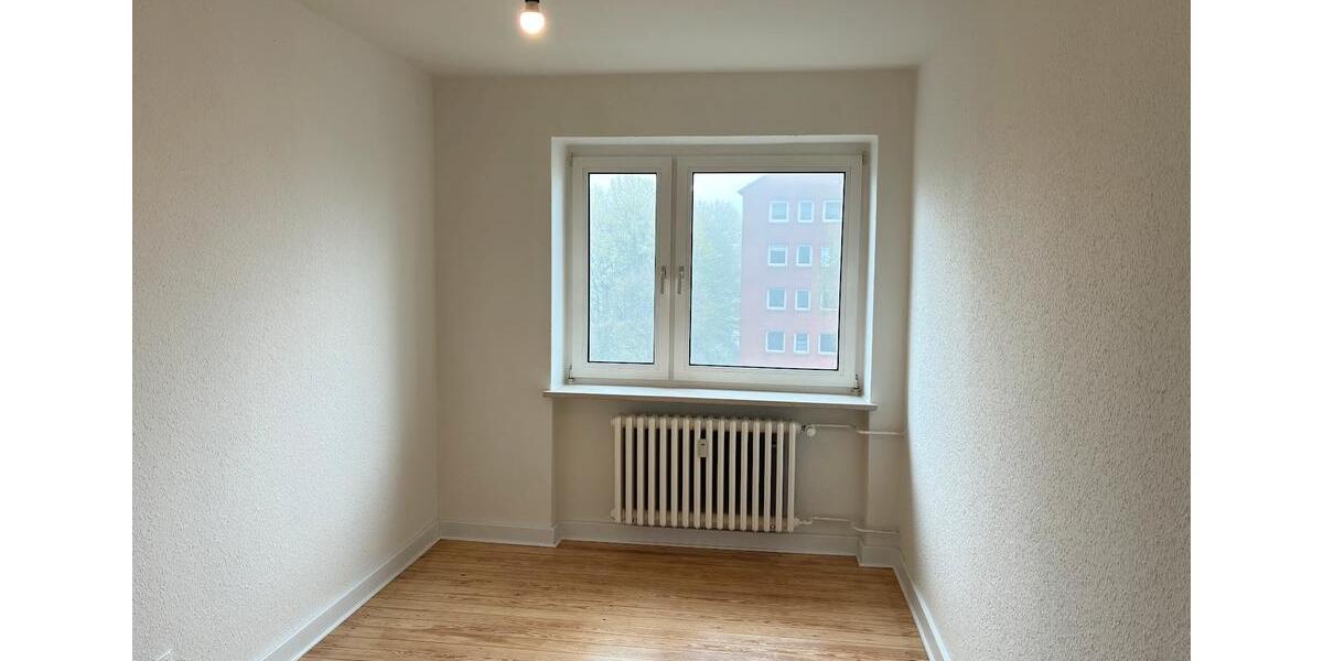 Etagenwohnung Kiel Neumühlen-Dietrichsdorf - 2.5 Zimmer, 74 m&sup2;, 665&euro; | Angebot:26236804