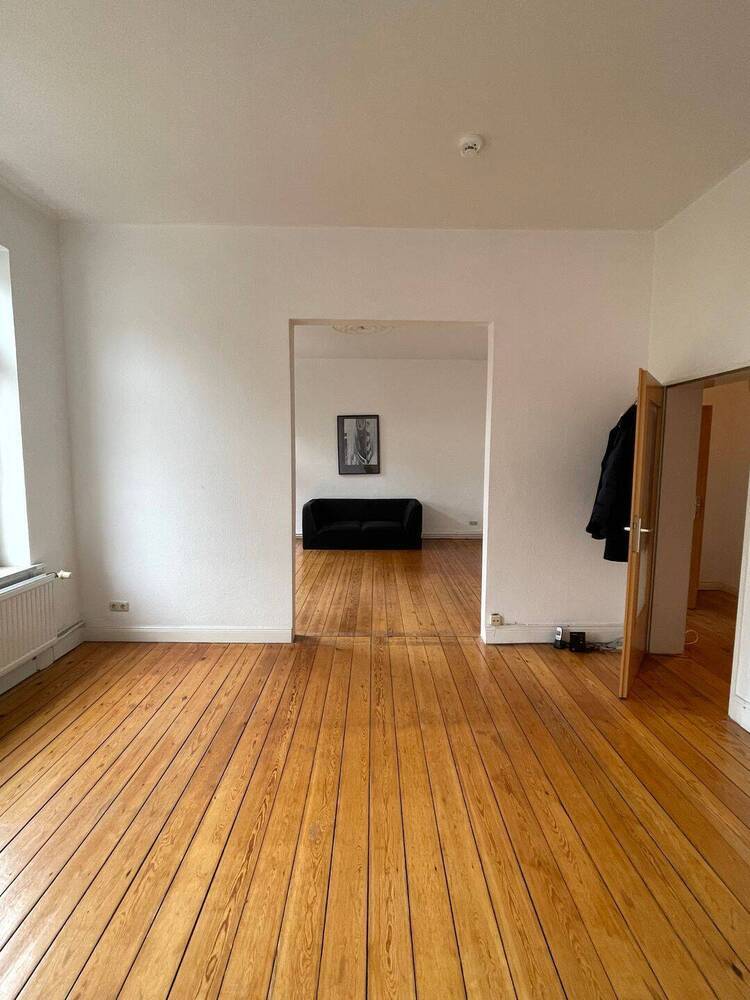 ...Altbaucharme nähe Blücherplatz und Unikliniken!
