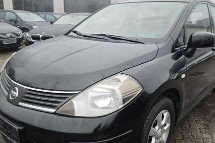 Nissan Tiida 276.000 km 790 &euro; Kiel 24145