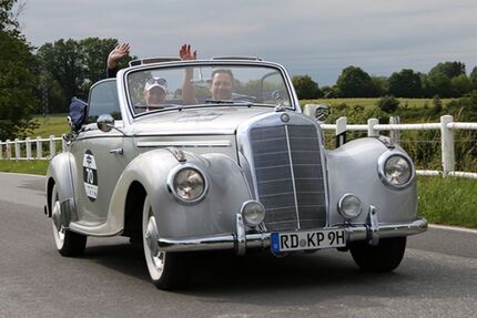 Mercedes-Benz 220 12.000 km 94.900 &euro; Kiel - Flintbek 24220