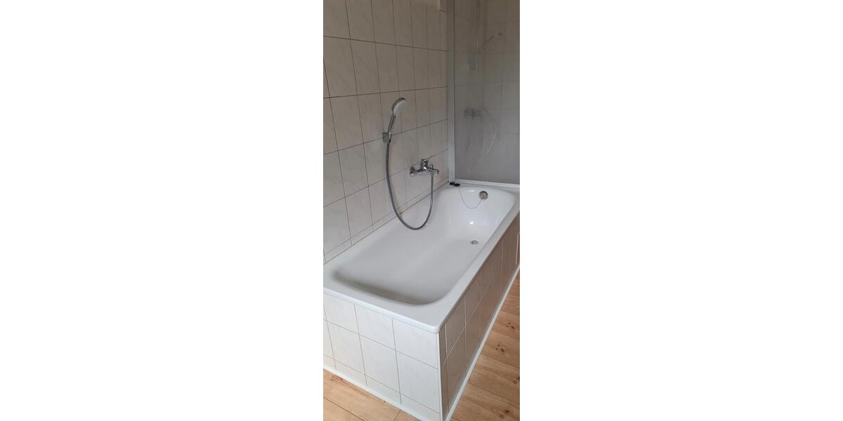 Dachgeschoßwohnung Lütjenburg - 4 Zimmer, 95 m&sup2;, 1.080&euro; | Angebot:26112448