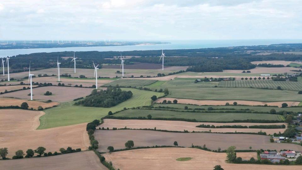 Einfamilienhaus Holtsee - 11 Zimmer, 350 m&sup2;, 675.000&euro; | Angebot:22227267