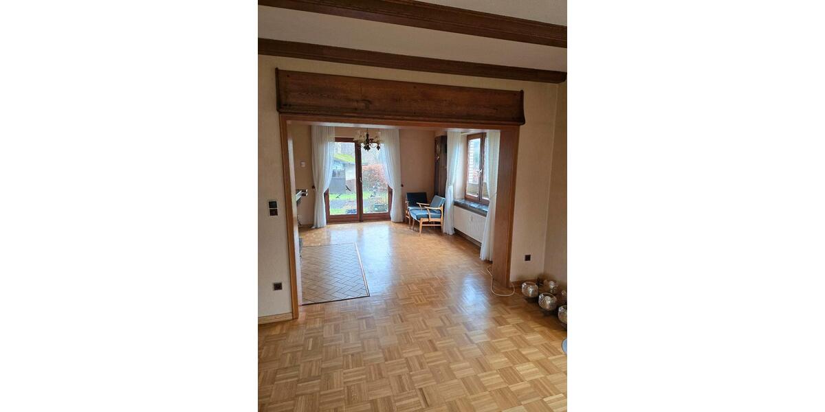 Erdgeschoßwohnung Hohenfelde - 4 Zimmer, 111 m&sup2;, 1.370&euro; | Angebot:25960934
