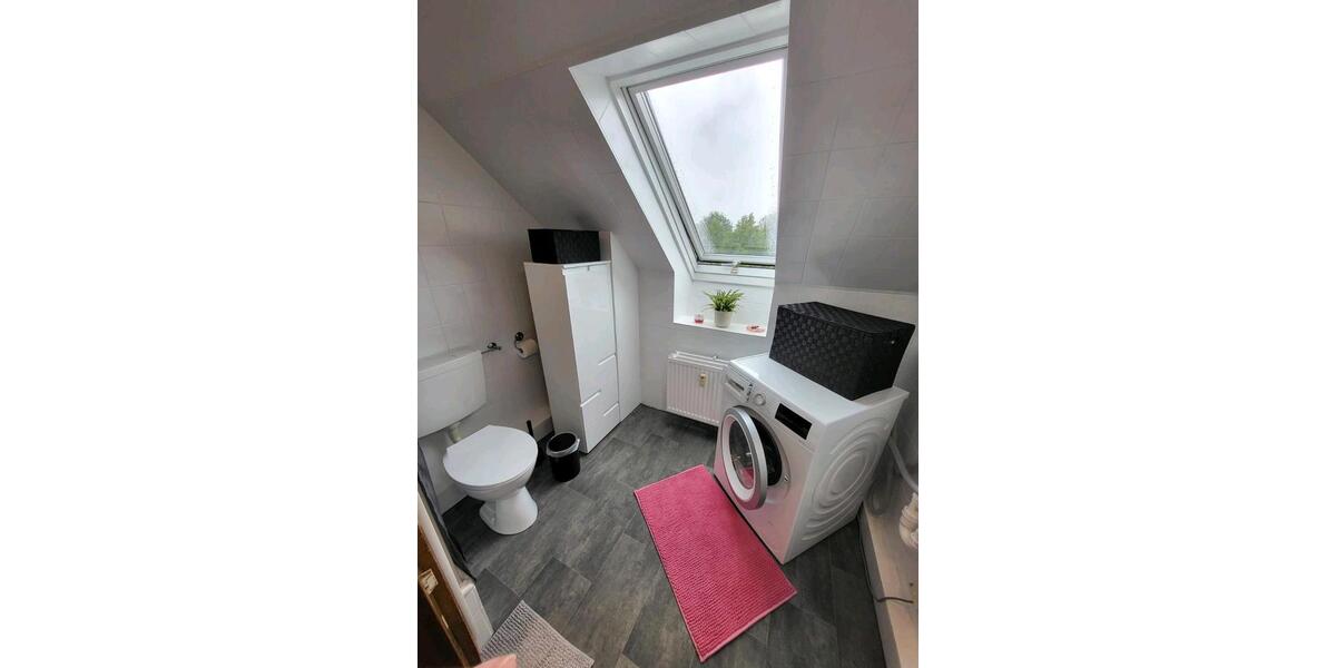 Dachgeschoßwohnung Büdelsdorf - 2 Zimmer, 46 m&sup2;, 135.000&euro; | Angebot:24254911