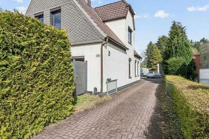 Haus Neumünster Böcklersiedlung - 6 Zimmer, 150 m&sup2;, 429.000&euro; | Angebot:26080280