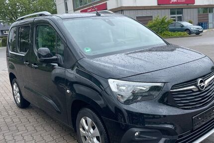 Opel Combo 96.000 km 11.900 &euro; Kiel 24113