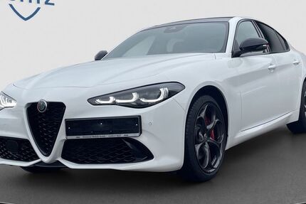 Alfa Romeo Giulia 14.500 km 48.900 € Gettorf / Kiel 24214