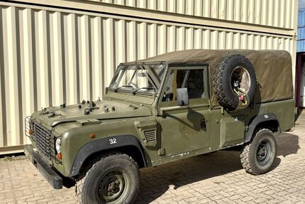 Land Rover Defender 110.246 km 15.351 &euro; Neumünster 24539