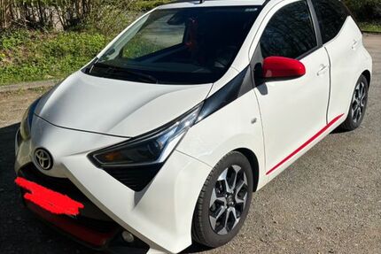 Toyota Aygo (X) 58.000 km 9.900 &euro; Kiel 24106