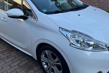 Peugeot 208 115.258 km 6.000 &euro; Mielkendorf 24247