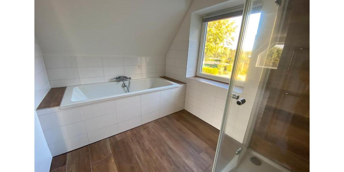 Doppelhaushälfte Eckernförde - 5 Zimmer, 168 m&sup2;, 2.000&euro; | Angebot:25264346