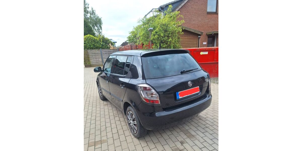 Skoda Fabia 199.948 km 2.300 &euro; Bordesholm 24582