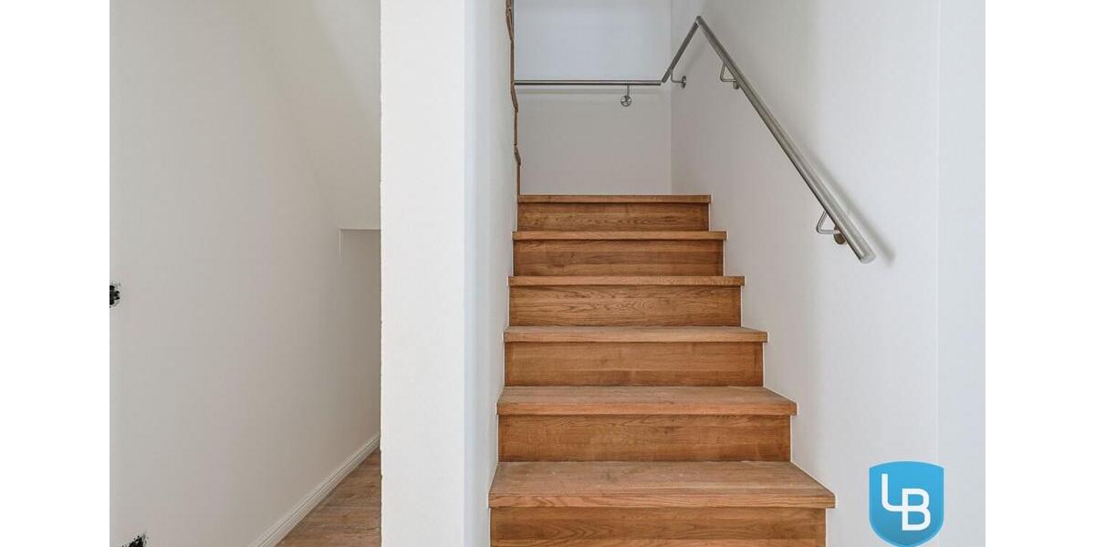 Doppelhaushälfte Neumünster Brachenfeld/Ruthenberg - 5 Zimmer, 134 m&sup2;, 1.950&euro; | Angebot:25961376