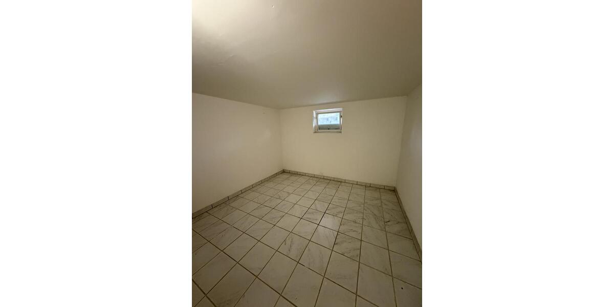 Erdgeschoßwohnung Neumünster Brachenfeld/Ruthenberg - 2 Zimmer, 74 m&sup2;, 1.100&euro; | Angebot:25648188