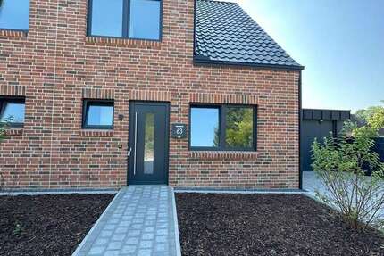 Haus zum Mieten in Neumünster 1.750 € 130 m²