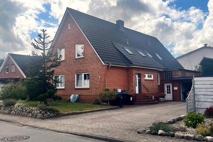 Haus Büdelsdorf - 9 Zimmer, 241 m&sup2;, 509.000&euro; | Angebot:27232122