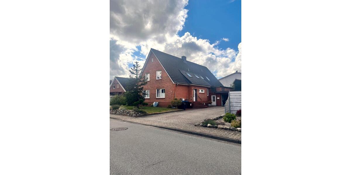 Mehrfamilienhaus, Wohnhaus Büdelsdorf - 9 Zimmer, 241 m&sup2;, 509.000&euro; | Angebot:27232122
