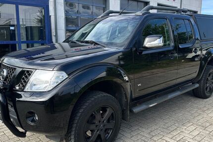 Nissan Navara 318.000 km 6.900 &euro; Kiel 24145