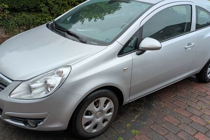Opel Corsa 136.850 km 2.480 &euro; Schülp 24589