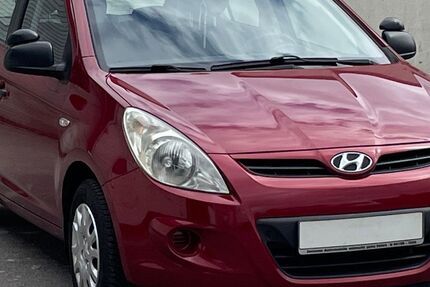 Hyundai i20 166.000 km 3.299 &euro; Neumünster 24539