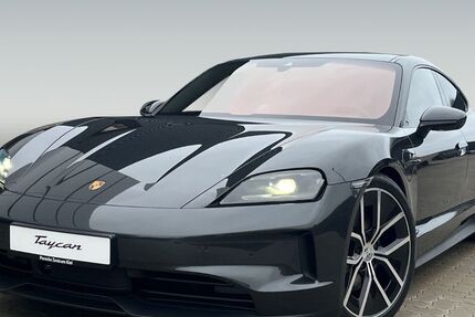 Porsche Taycan 19.900 km 101.480 € Kiel 24159