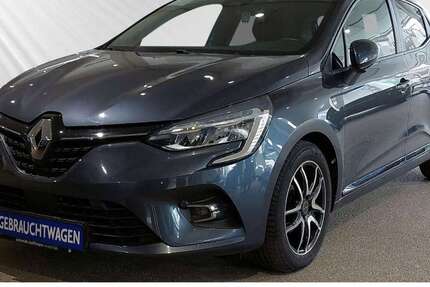 Renault Clio 94.000 km 9.780 &euro; Kiel 24114