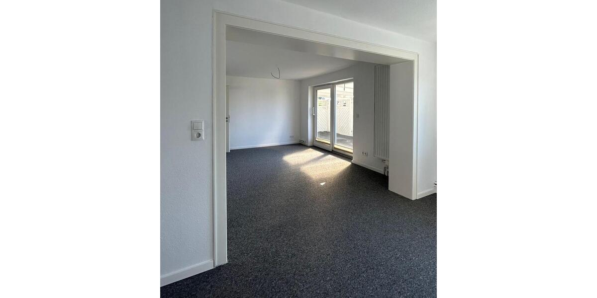 Reihenhaus Preetz - 6 Zimmer, 145 m&sup2;, 1.690&euro; | Angebot:24564129