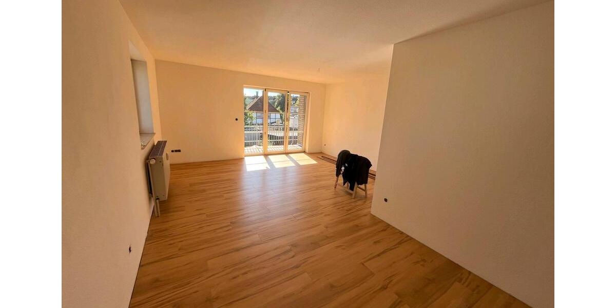 Etagenwohnung Neumünster - 2 Zimmer, 65 m&sup2;, 850&euro; | Angebot:26407993