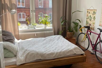 Schönes Zimmer zur Zwischenmiete vom 18.08.25 - 01.12.25