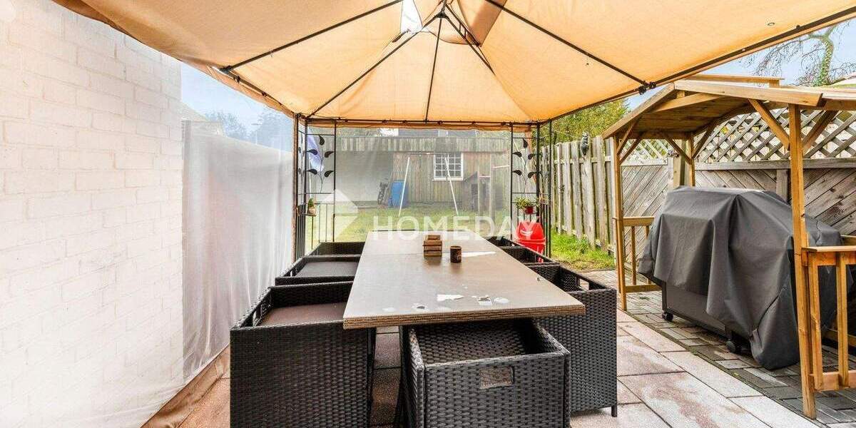 Doppelhaushälfte Büdelsdorf - 5 Zimmer, 78 m&sup2;, 150.000&euro; | Angebot:25737476