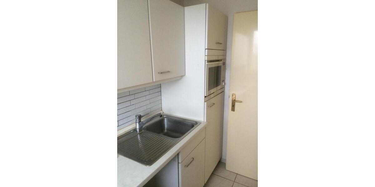 2 Zimmer Wohnung in Diedrichsdorf mit Balkon+ Badewanne+Keller+DB 2 zimmer