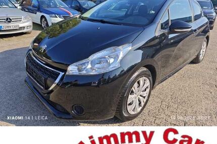 Peugeot 208 83.000 km 4.999 &euro; Kiel-Moorsee 24145