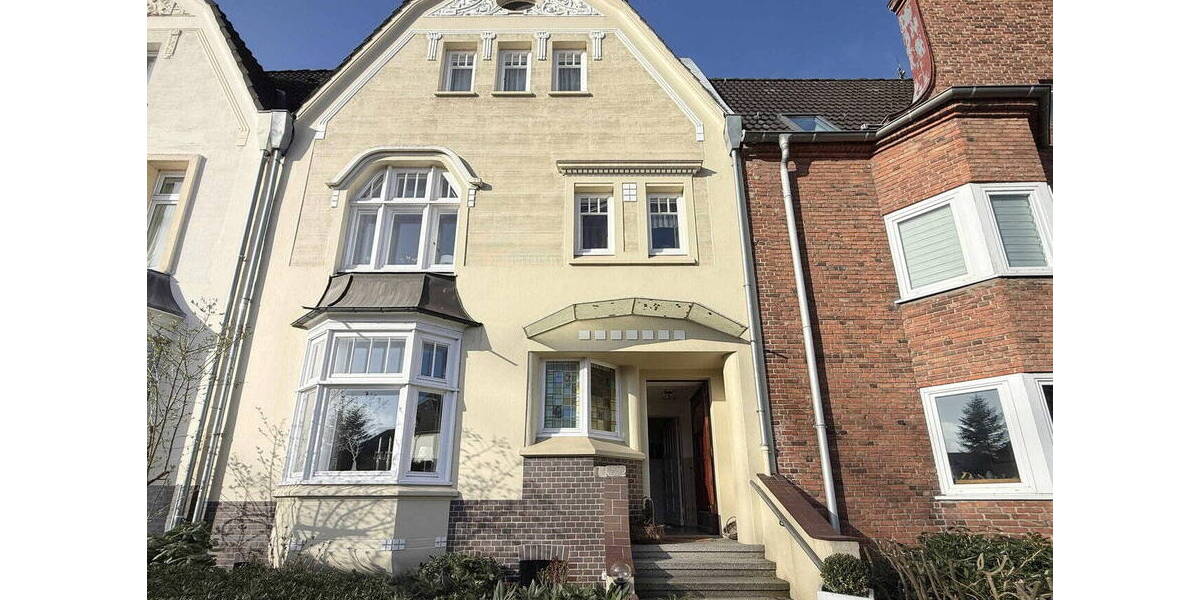 Einfamilienhaus Neumünster Innenstadt - 5 Zimmer, 180 m&sup2;, 459.000&euro; | Angebot:26331147